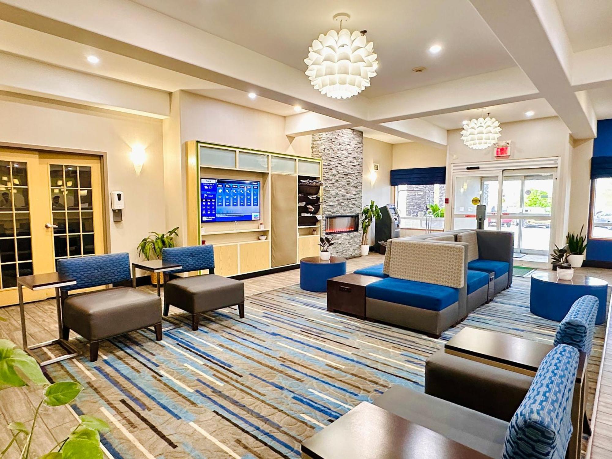 Holiday Inn Hotel & Suites Regina By Ihg Dış mekan fotoğraf
