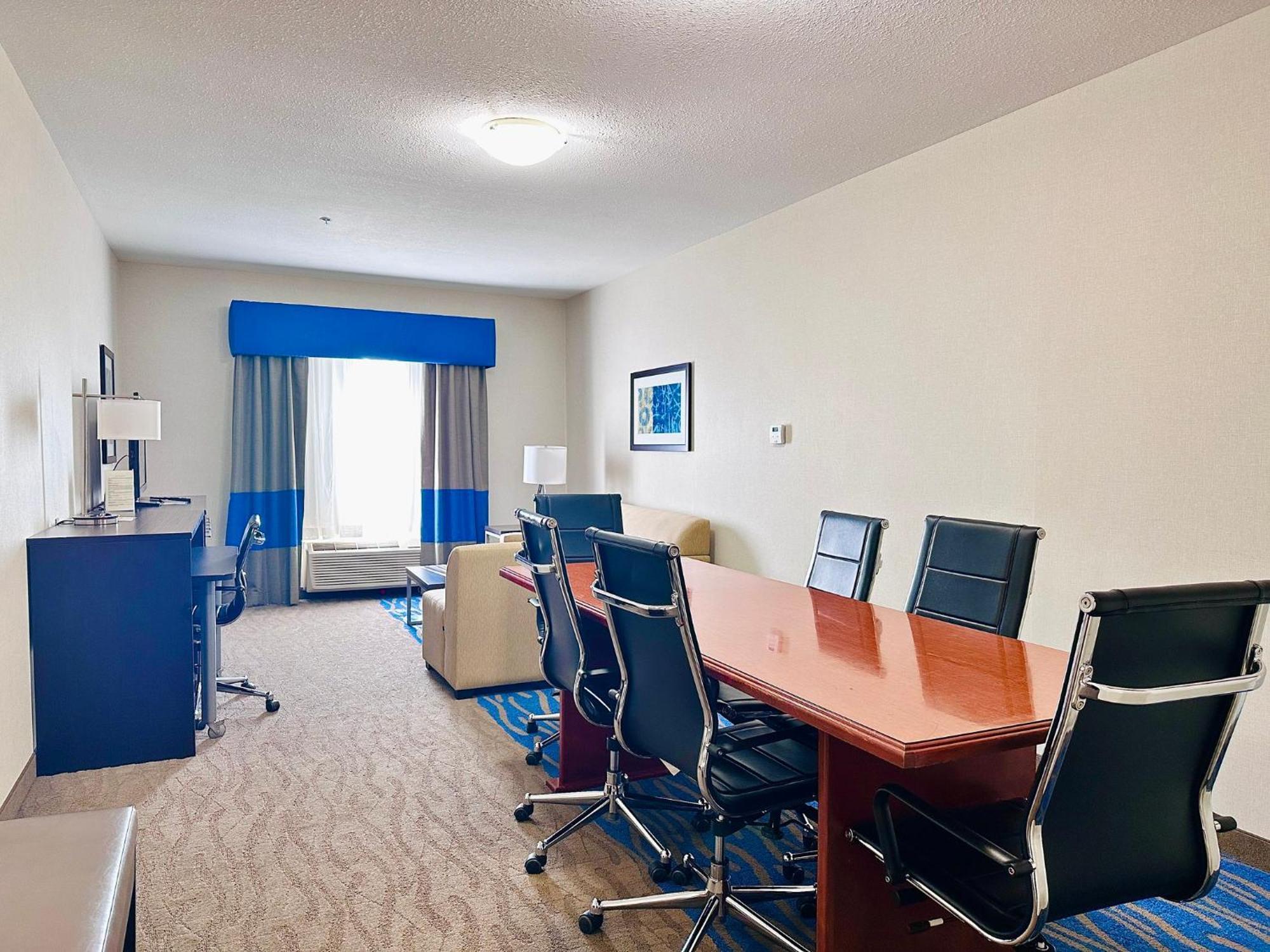 Holiday Inn Hotel & Suites Regina By Ihg Dış mekan fotoğraf