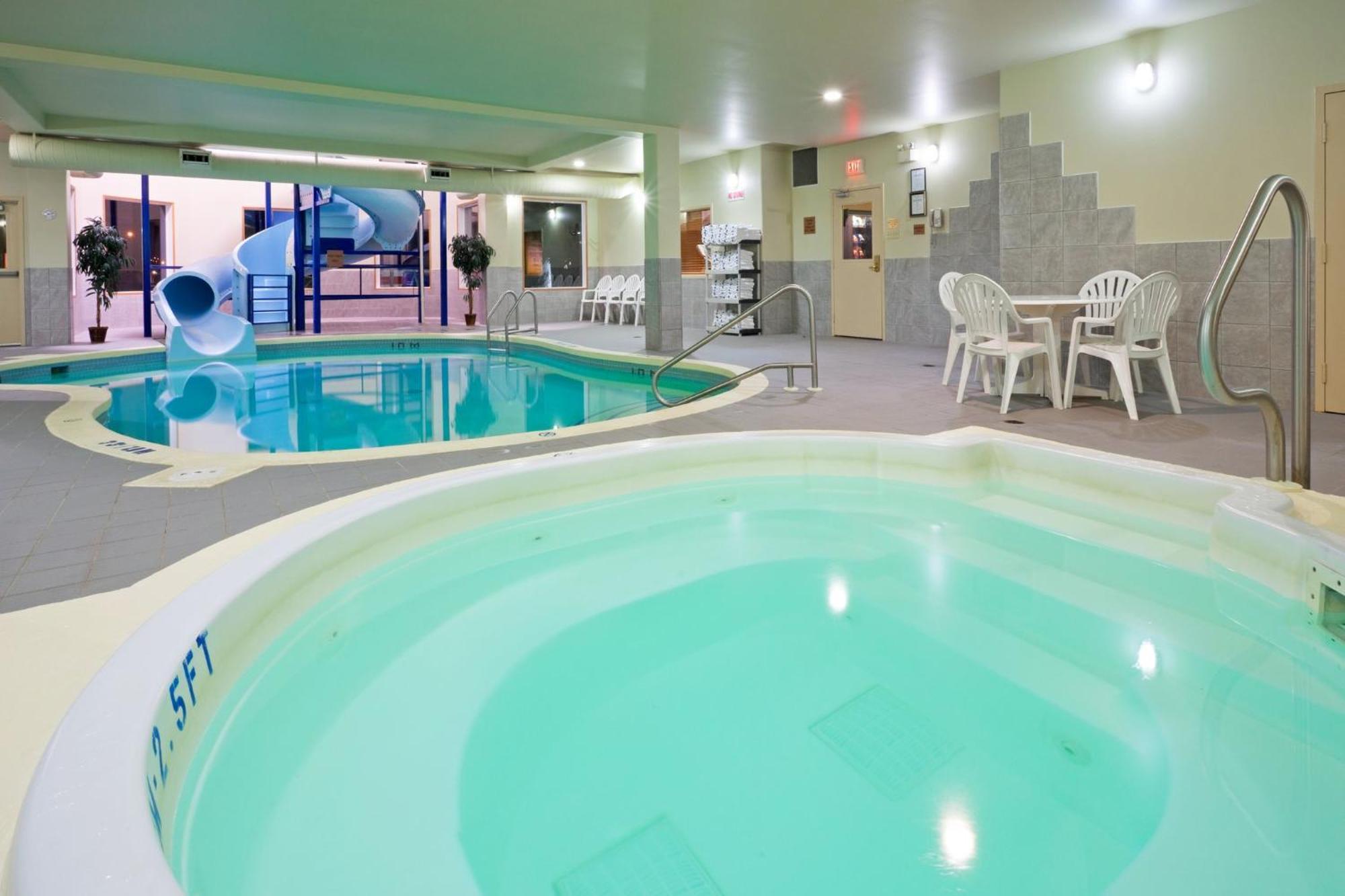 Holiday Inn Hotel & Suites Regina By Ihg Dış mekan fotoğraf